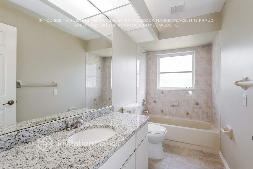 Building Photo - 23156 Hillsdale Ave