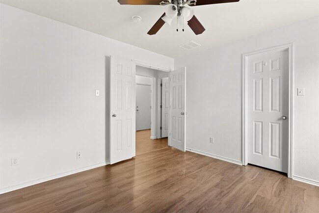 Building Photo - 1310 Alpine Mountain Dr