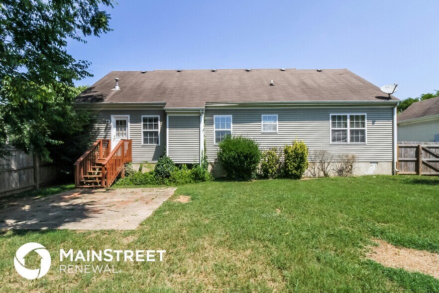 Building Photo - 2921 Stapleton Dr