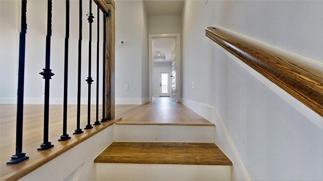 Building Photo - 12232 Kirkgard Dr