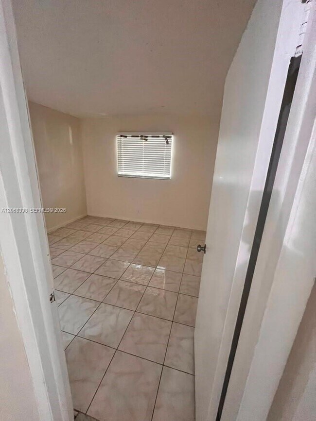 Building Photo - 8704 NW 35th St