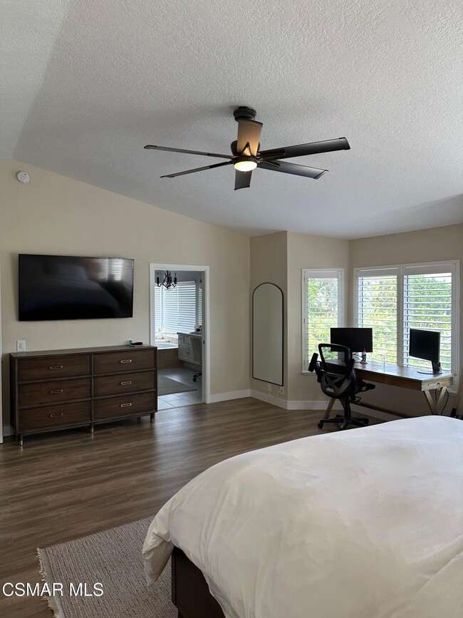 Building Photo - 24067 Arminta St