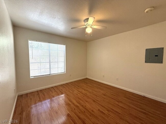 Building Photo - 1900 Rio Canyon Ct