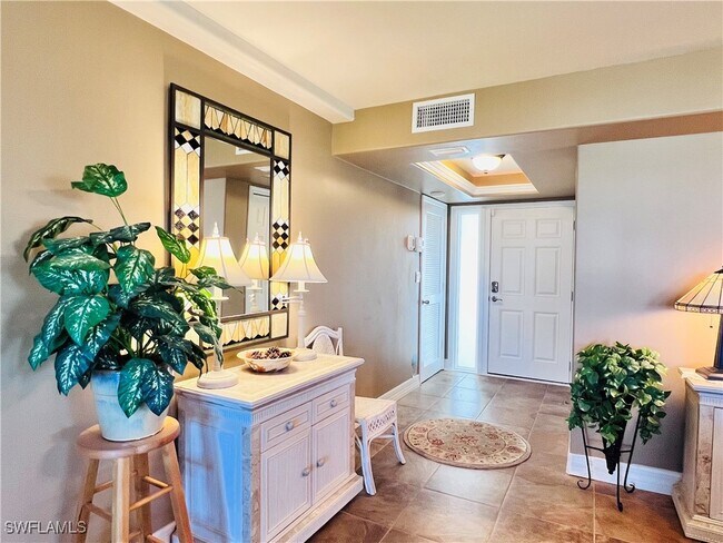 Building Photo - 1200 Gulf Shore Blvd N