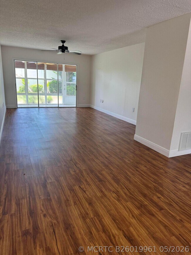 Building Photo - 2800 Indian River Blvd