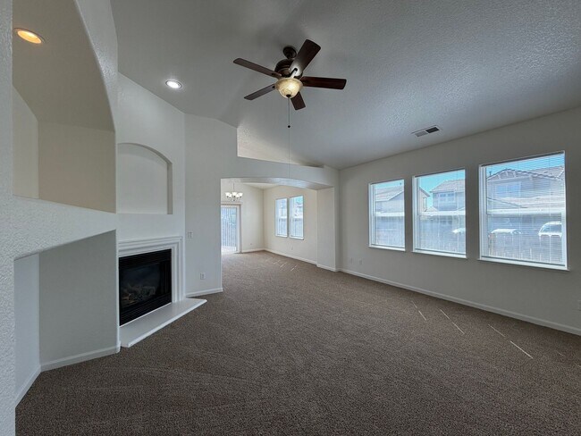 Building Photo - 1719 Short Oak Ct