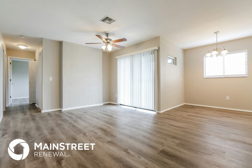 Building Photo - 7509 Mesa St