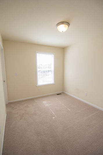 Building Photo - 1930 CENTER St