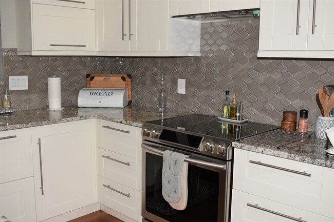 Building Photo - 1817 Tyler Ave