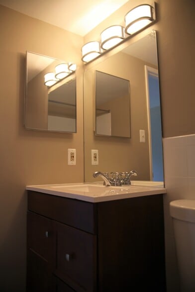 Bathroom - 7811 Enola St