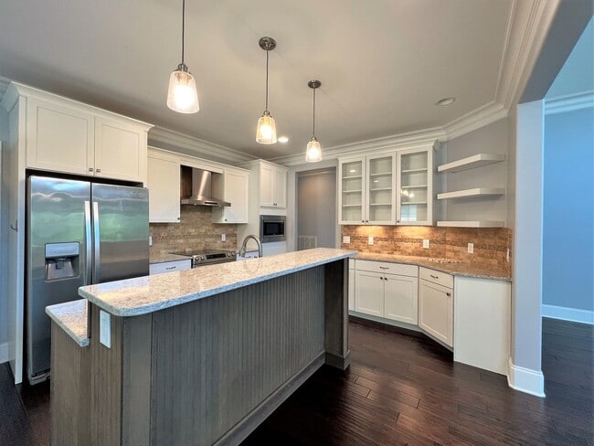 Building Photo - Stunning 4 bedroom in the Polo Club in Wes...
