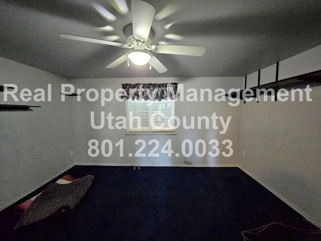 Building Photo - Elk Ridge Home with Unobstructed Valley Views