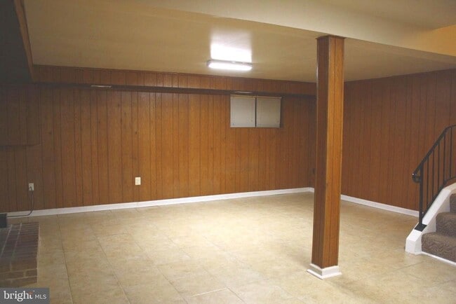 Building Photo - 7438 Ardglass Dr