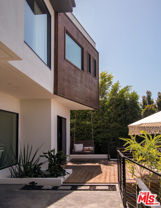Building Photo - 3606 Berry Dr