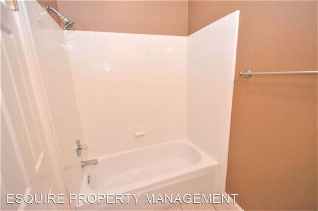 Building Photo - 4520 Calle Argolla
