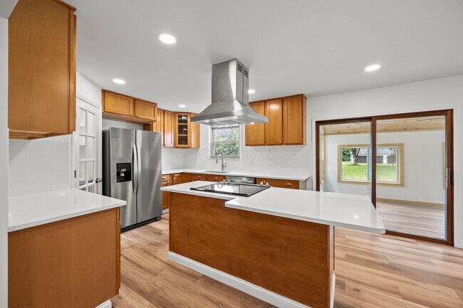 Building Photo - 4250 Rutherford Rd