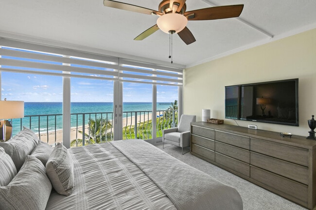 Building Photo - 2774 S Ocean Blvd