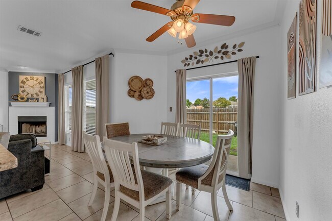 Building Photo - 102 Cailin Ct