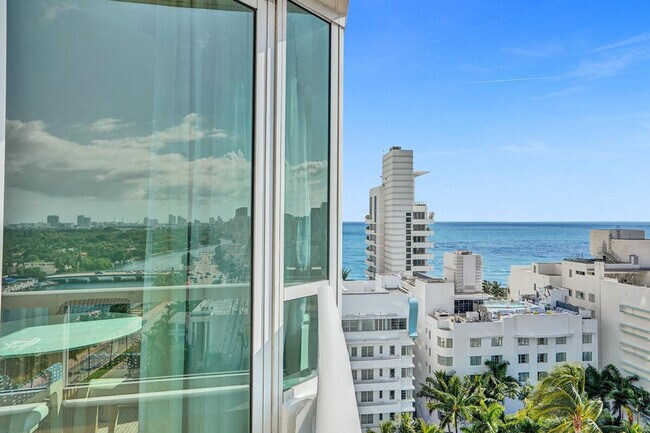 Building Photo - 4401 Collins Ave