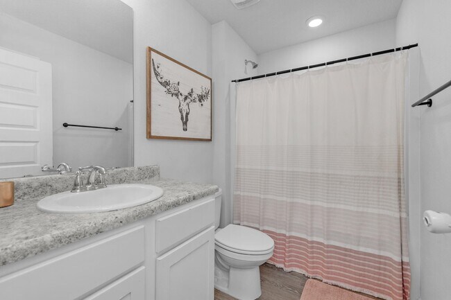 Building Photo - 6537 Torrey Pnes Trce