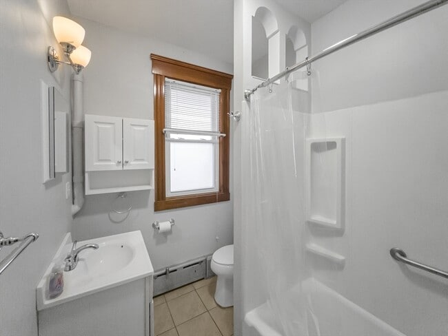 Building Photo - 45 Montvale St