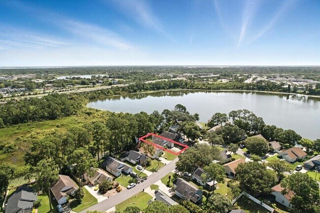 Building Photo - 174 Edgewater Cir