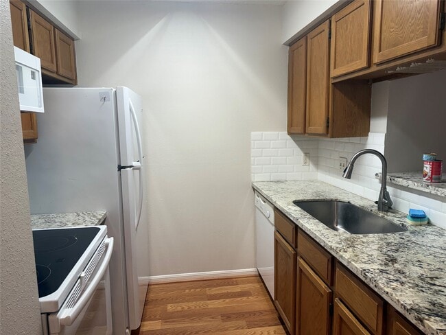 Building Photo - 2120 El Paseo St