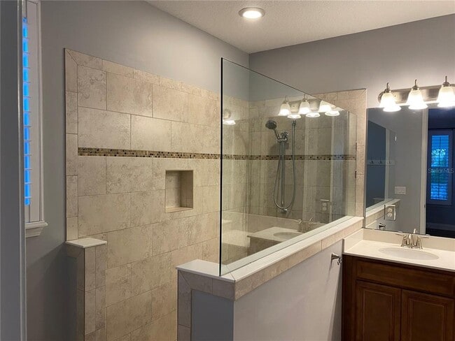 Building Photo - 25 Smiling Fish Ln