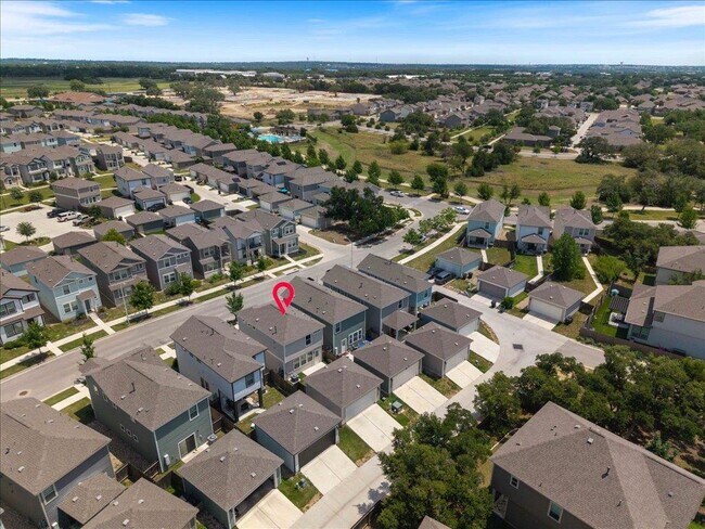 Building Photo - 1728 Fountain Bridge Dr