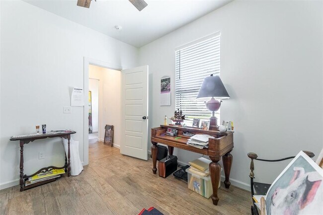 Building Photo - 2429 Rumble Ct