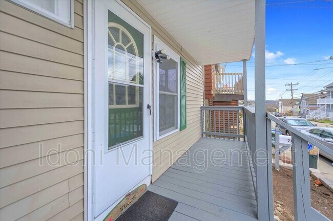 Building Photo - 70 Merchants Ave