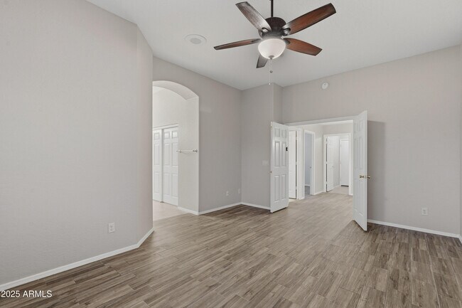 Building Photo - 2033 N 110th Ave