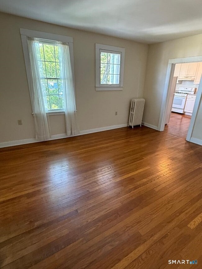 Building Photo - 21 High St