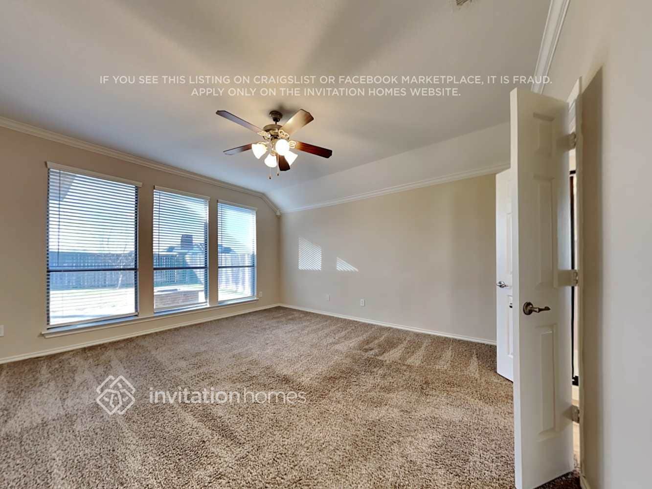 Building Photo - 10645 Devinstone Dr