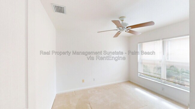 Building Photo - 5060 Starblaze Dr