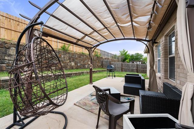 Building Photo - 1315 Foster St