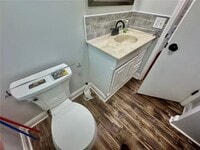 Building Photo - 13 Briggs Ave