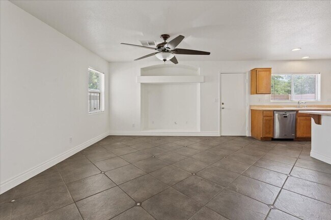 Building Photo - Status: Accepting Applications