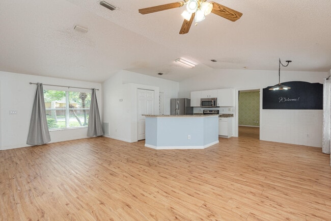 Building Photo - 7410 Joshua Pl