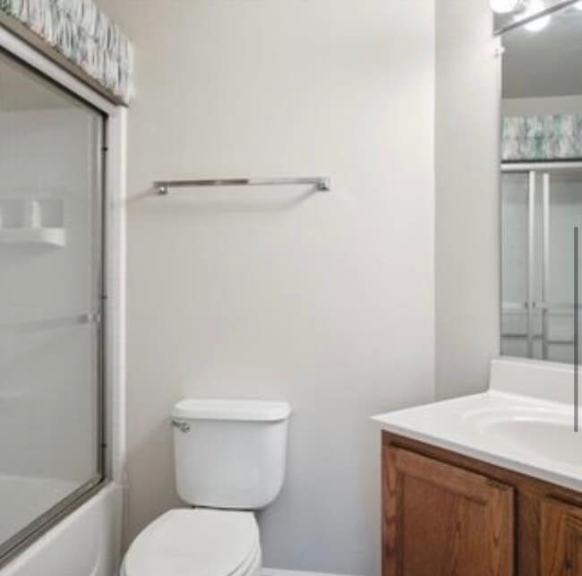 Building Photo - 682 Windbrook Cir