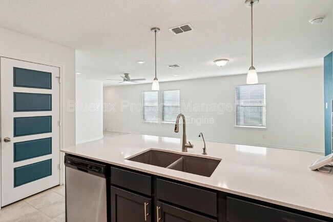 Building Photo - 15506 Selene View