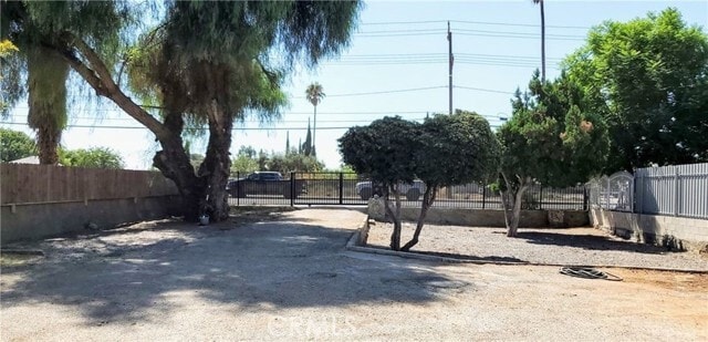 Building Photo - 21786 Cottonwood Ave