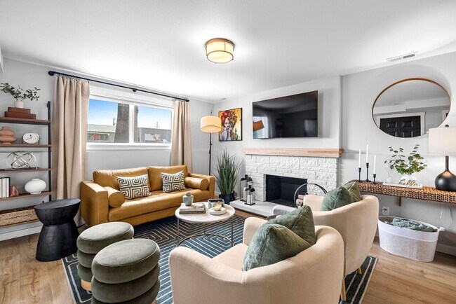 Building Photo - Cozy 2B/1B Unit A I Near Gonzaga/WSU/EWU & 5 Hospitals I Pet Friendly (Furnished)