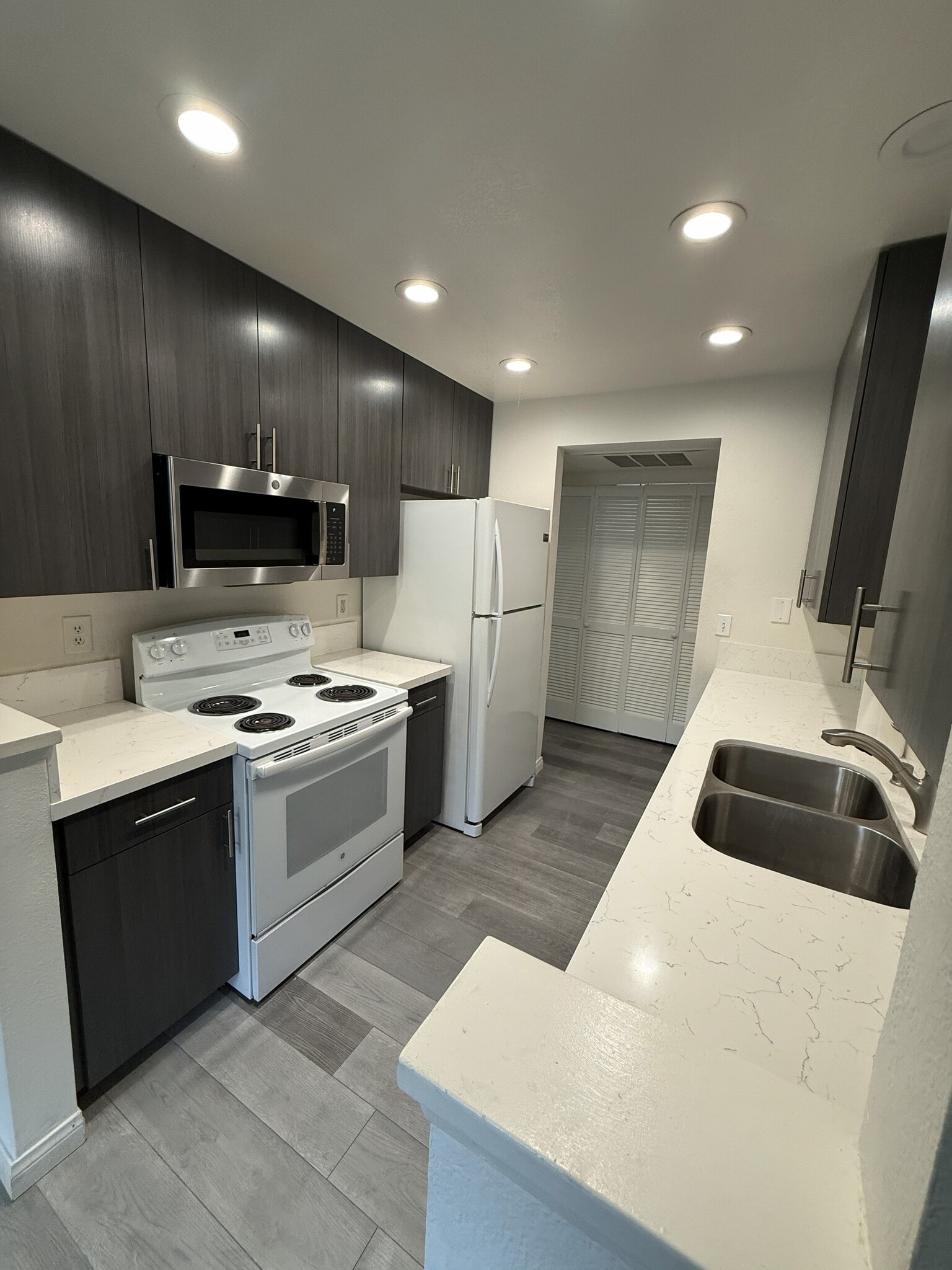 Building Photo - 11586 Fury Ln