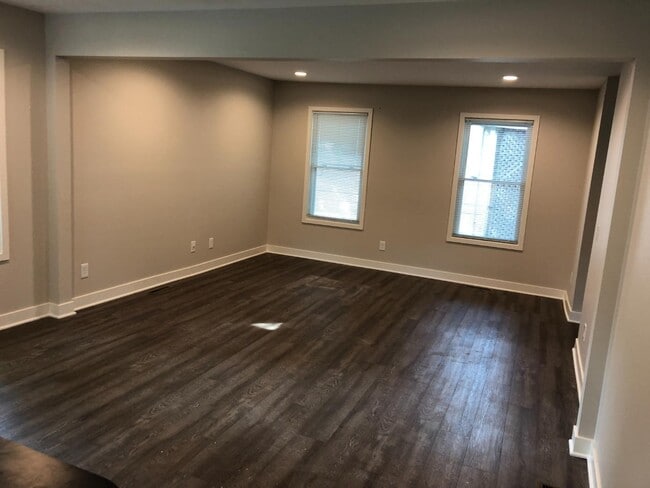 Building Photo - 1012 Jackson St NW