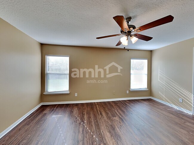 Building Photo - 1461 Whooping Dr