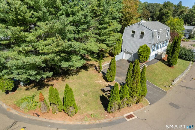 Building Photo - 124 Branca Ct