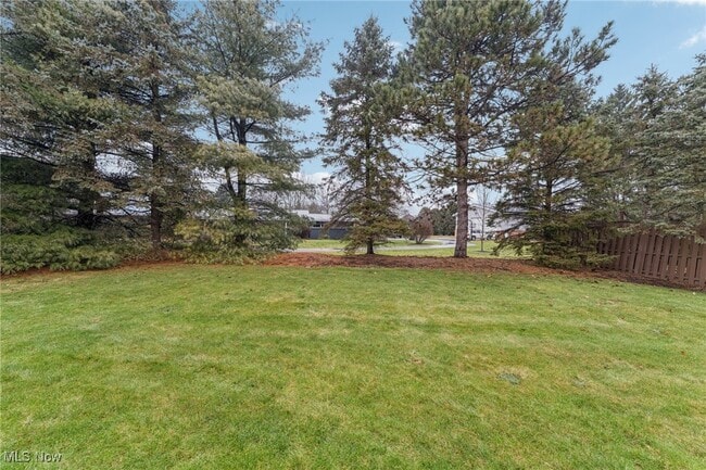 Building Photo - 276 S Bayshore Dr