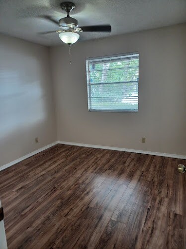 Bedroom - 1321 Cheney Hwy