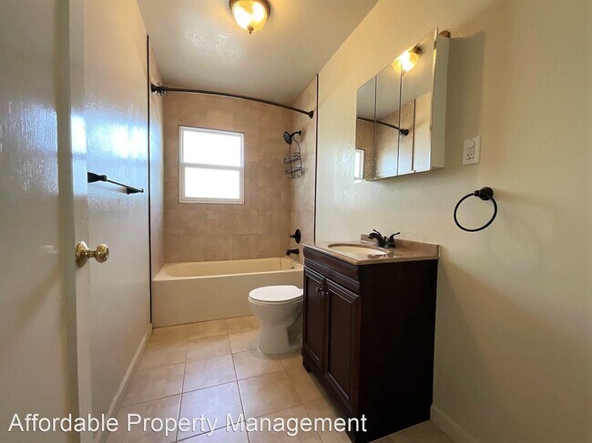 Building Photo - 2 br, 1 bath House - 20651 Agnes Lane